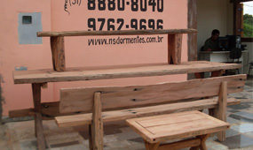 mesa de dormente rustica  